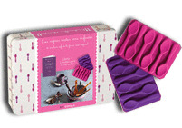 KIT CUCHARILLAS DELICIOSAS (LIBRO Y 2 MOLDES PARA DOCE CUCHARILLAS)