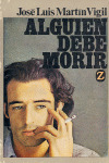 ALGUIEN DEBE MORIR
