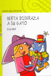 BERTA DISFRAZA A SU GATO