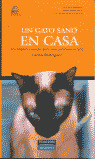 UN GATO SANO EN CASA