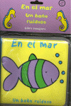 UN BAÑO RUIDOSO. EN EL MAR