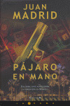 PÁJARO EN MANO